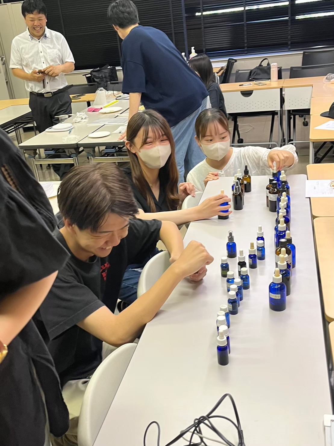 VEILの開発・プレゼンの様子